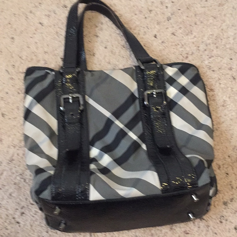 Burberry Black Beat Check Nylon - Picture 5 of 7